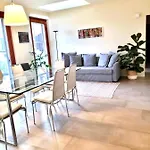 Verde Rame In Citta\' Alta Con Garage Charme E Relax